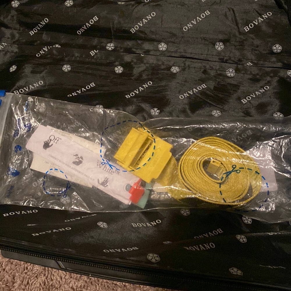 2.0 Industrial belt yellow black off-white yellow